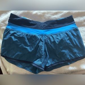 Lululemon workout shorts size 6